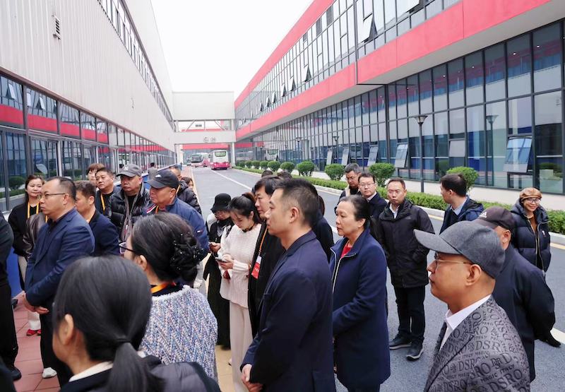 2025“一带一路”知名华商四川行暨四川“侨助千企万品出海”行动内江站活动圆满启幕|侨聚甜城谋共赢 共筑开放新动能-图片11