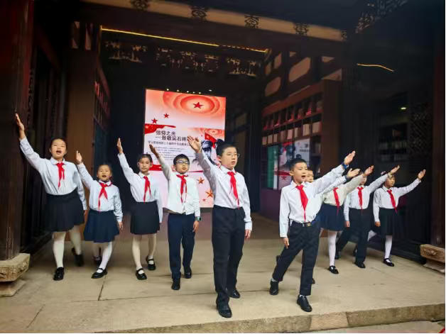 “信仰之光——致敬吴石将军”诗朗诵主题活动成功举办-图片3