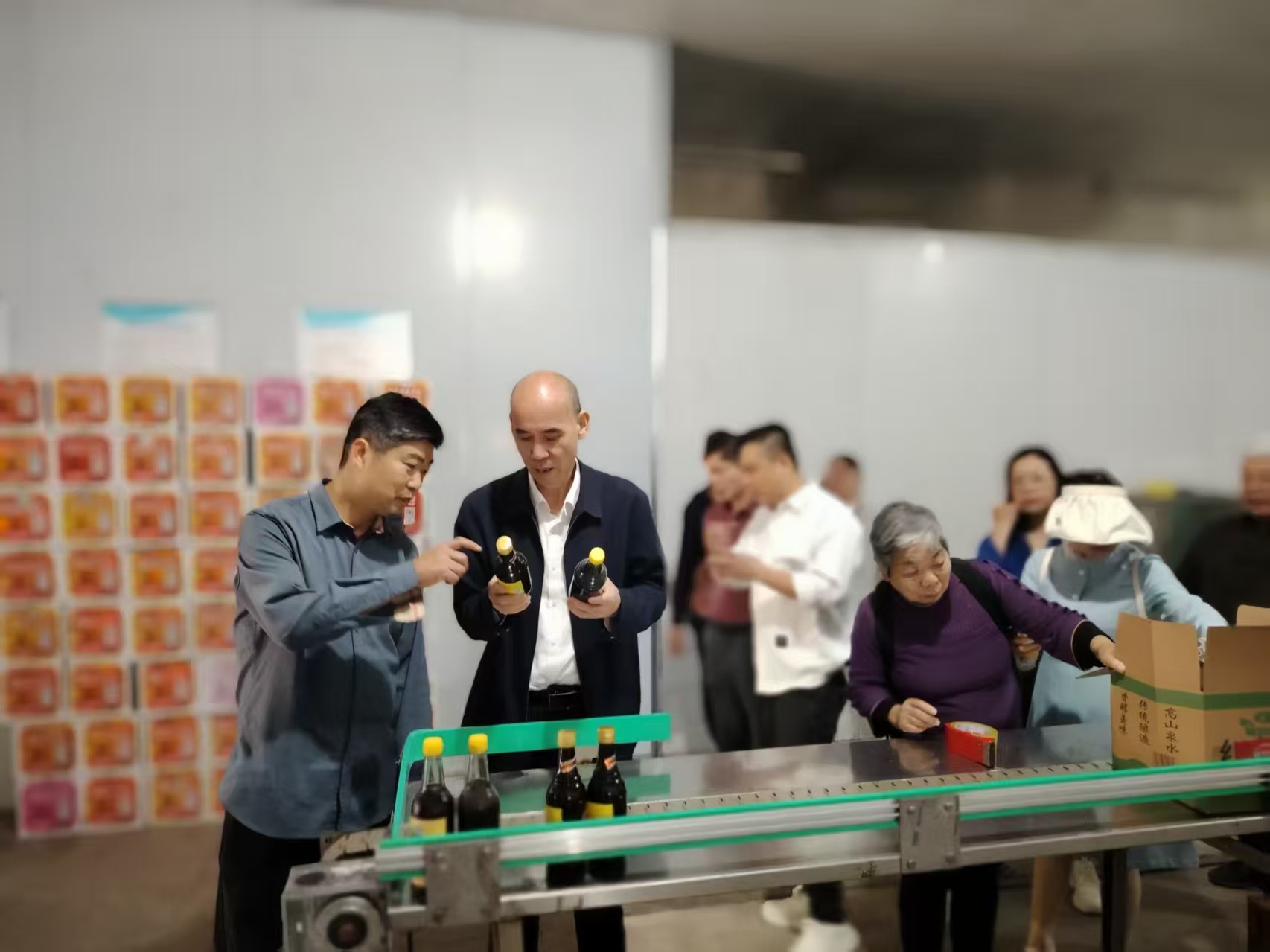 福建老酒品牌专委会2026年青红酒品牌文化科普活动在龙台山生态园举办 非遗酒香里探产业新篇-图片3