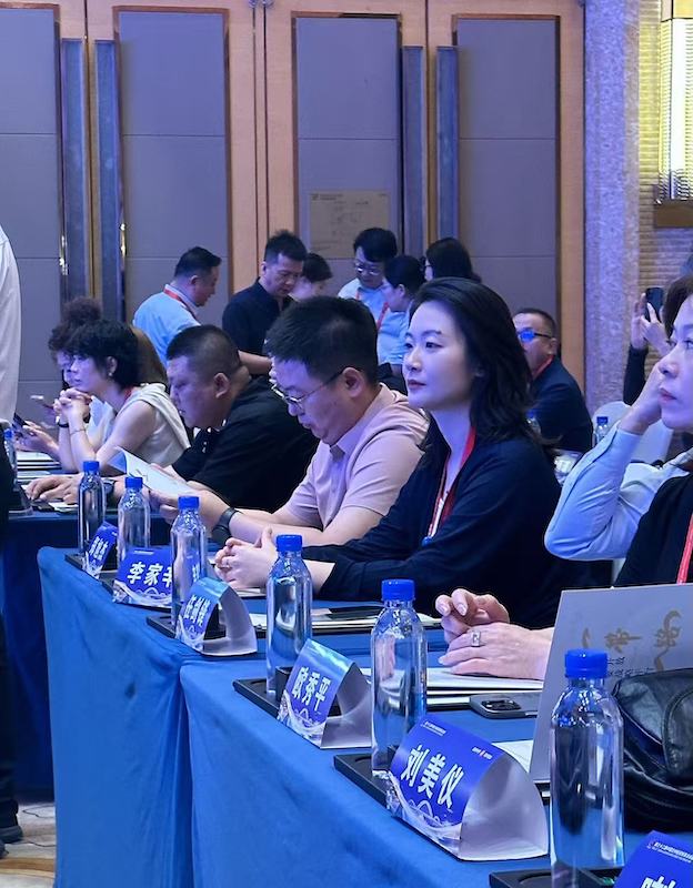 中国传真新闻社社长李家辛应邀出席2026“侨助千企万品出海”甘肃对接活动暨“一带一路”兰州牛肉拉面合作发展大会-图片7