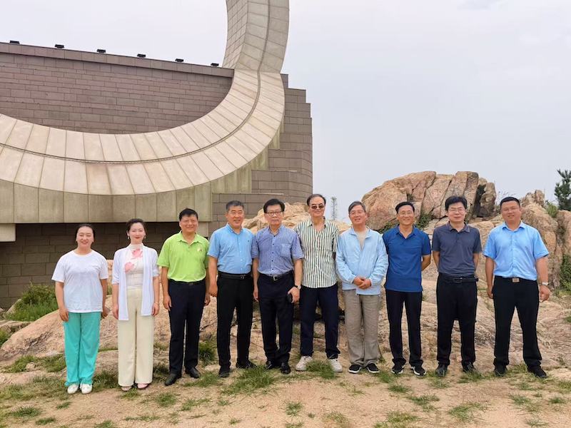 中国传真新闻社社长李家辛应邀出席世界财神文化日照考察-图片1