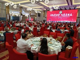 江门市礼乐商会换届：陈梁暖当选新一任会长