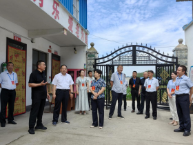 河南太康县政协调研居村联养与一体化诊所融合共建情况