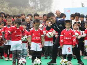花开葛竹“枳”等你来 文体融合点亮乡村振兴新图景——2026年葛竹村枳实花观赏活动暨农民趣味运动会成功举办