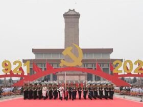 庆祝中国共产党成立100周年大会在天安门广场隆重举行 习近平发表重要讲话