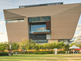 香港故宫正式开放：从“馆舍”走向“世界”