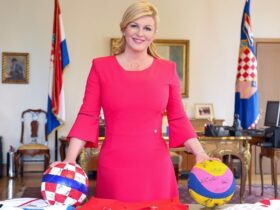 世界杯最大牌女球迷，一举动令人钦佩