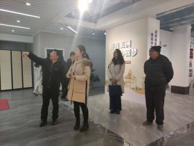 人民日报记者到江门感受侨乡“年味”