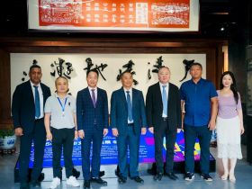 斐济驻华大使李振凡一行访问清远