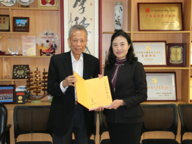 情深思家国 游子故园情 ——著名旅加侨领、慈善家方君学先生回乡访问考察