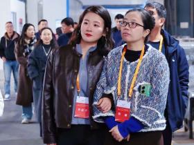 中国传真新闻社社长李家辛应邀出席“2025’一带一路’知名华商四川行暨四川省‘侨助千企万品出海’行动”