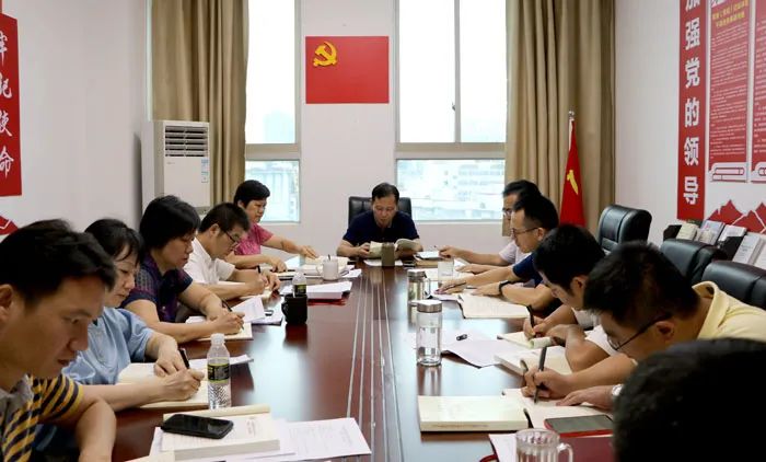 喻鹏向华中科技大学捐赠3000万