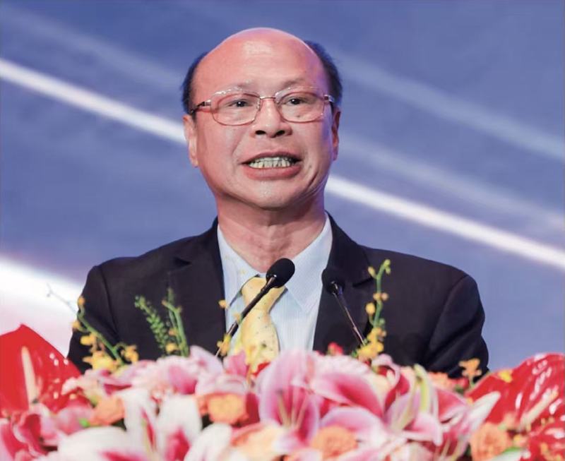 鍾保加：僑心愛國耀中華